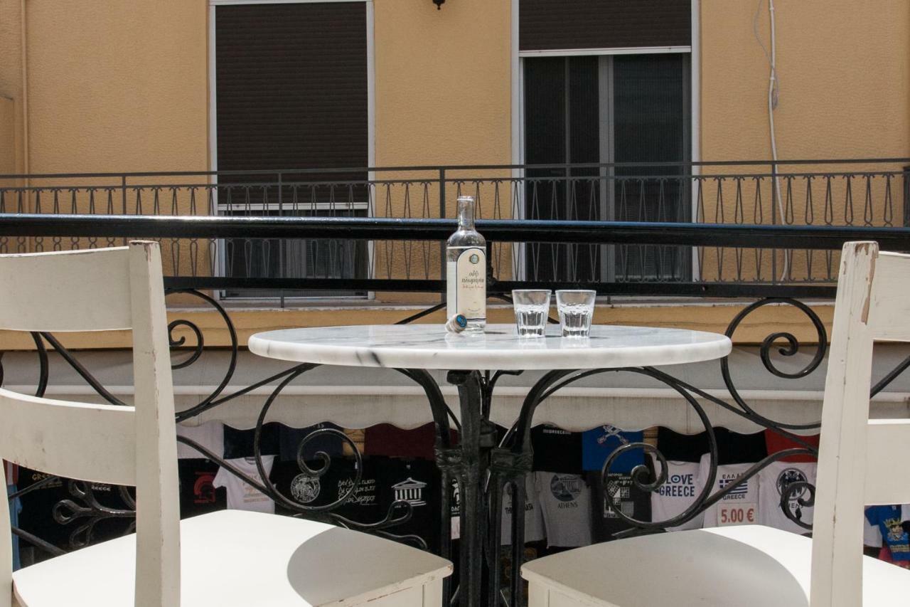 Step One | Luxury Suites Right In The Heart Of Acropolis Next To Metro Station Афины Экстерьер фото