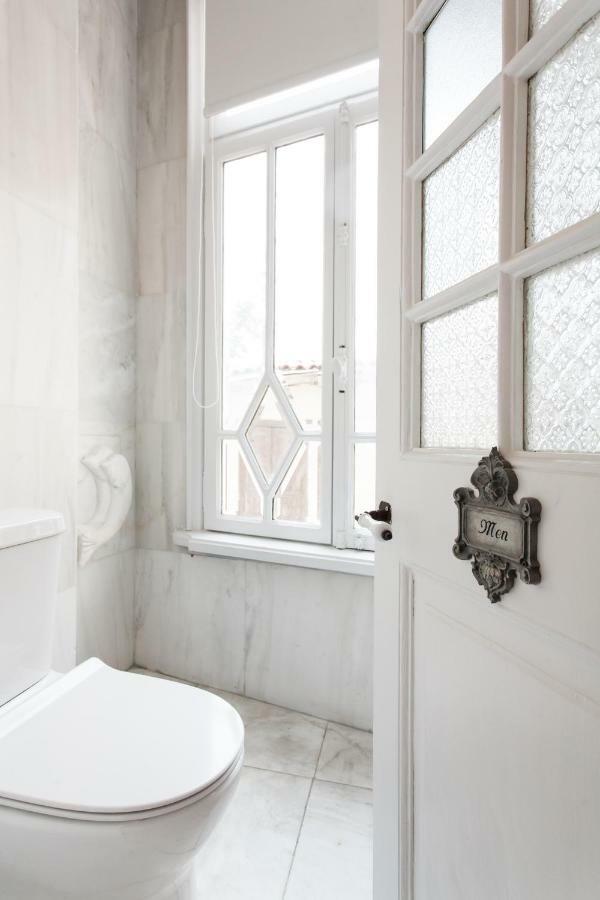 Step One | Luxury Suites Right In The Heart Of Acropolis Next To Metro Station Афины Экстерьер фото